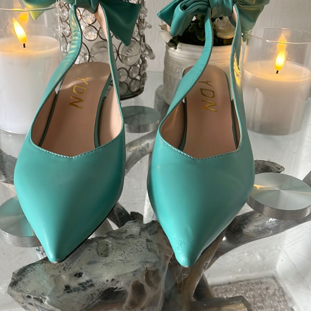 Turquoise pointy, sling back kitten, heels, brand new